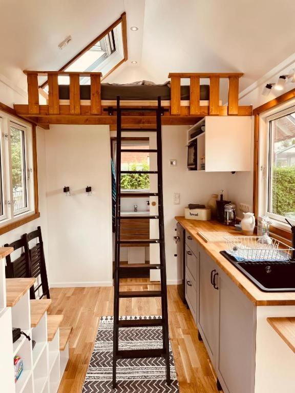 Tiny House Fleesensee Mit Eigenem Garten Und Nur Wenige Meter Vom Seeufer Göhren-Lebbin Buitenkant foto