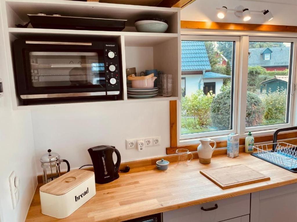 Tiny House Fleesensee Mit Eigenem Garten Und Nur Wenige Meter Vom Seeufer Göhren-Lebbin Buitenkant foto